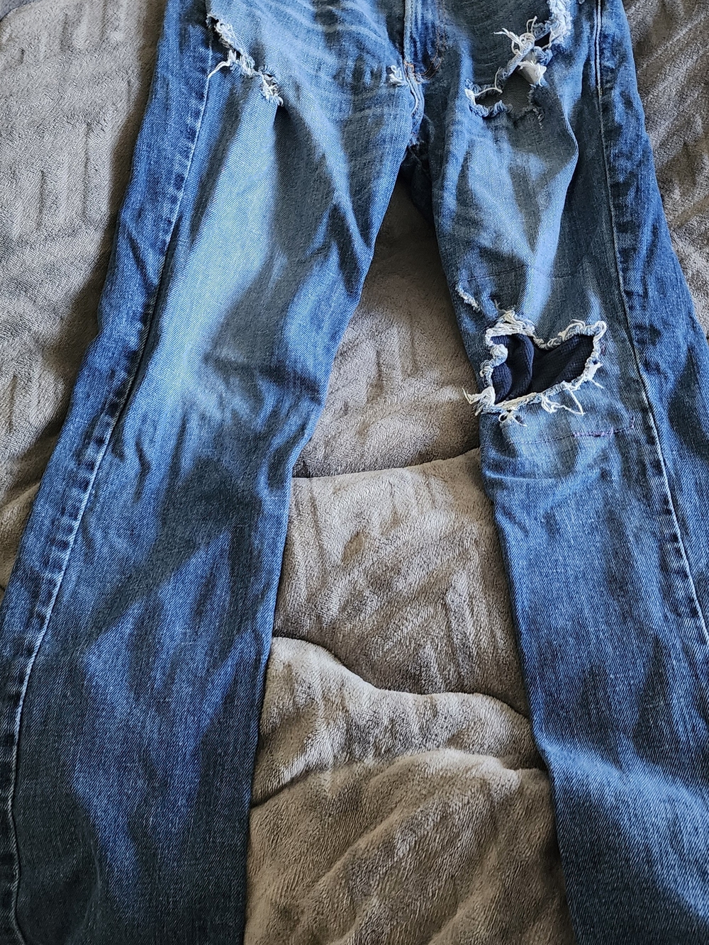 Hollister Slim Straight Ripped Blue Jeans